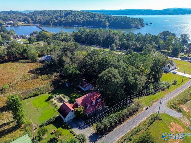 116 Substation Road, Scottsboro, AL 35769