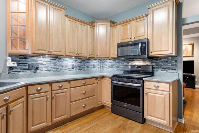 50743 Hidden Forest Drive, South Bend, IN 46628