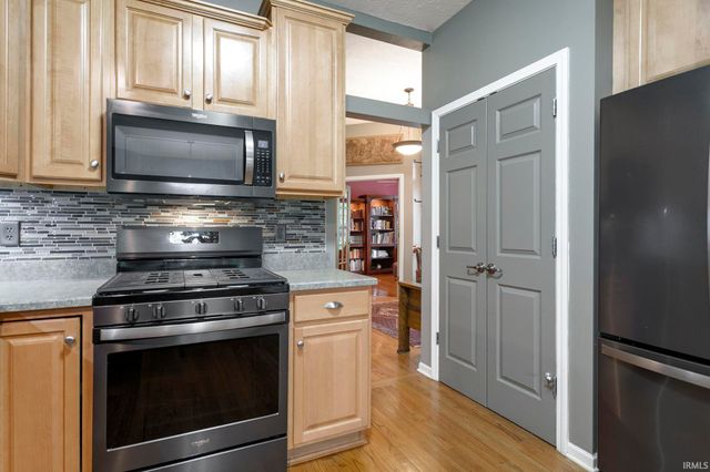 50743 Hidden Forest Drive, South Bend, IN 46628