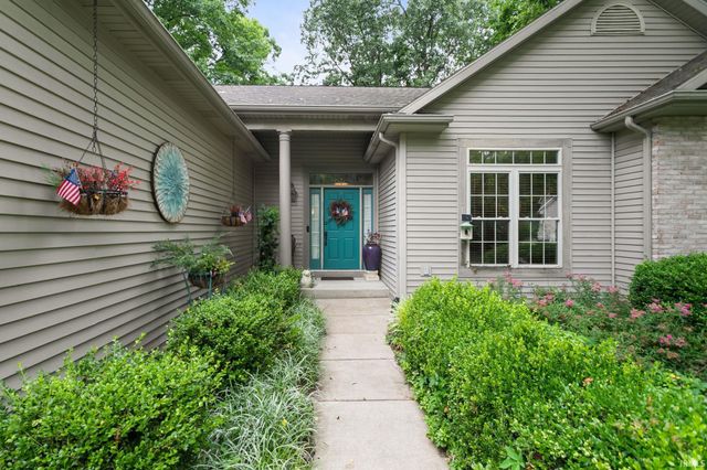 50743 Hidden Forest Drive, South Bend, IN 46628