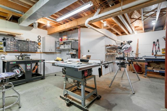 50743 Hidden Forest Drive, South Bend, IN 46628
