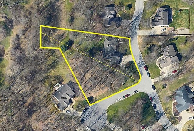 50743 Hidden Forest Drive, South Bend, IN 46628