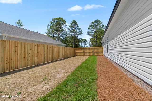 192 Elm Road, Southport, NC 28461