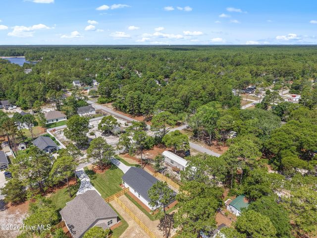 192 Elm Road, Southport, NC 28461