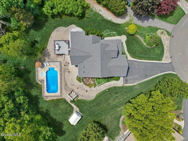 6 Steamboat Landing, Waterford, NY 12188