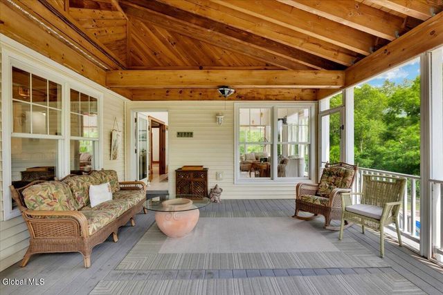 6 Steamboat Landing, Waterford, NY 12188
