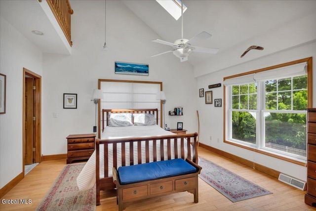 6 Steamboat Landing, Waterford, NY 12188