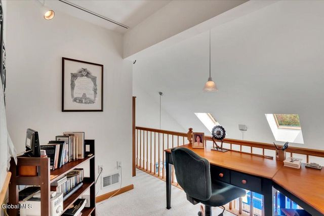 6 Steamboat Landing, Waterford, NY 12188
