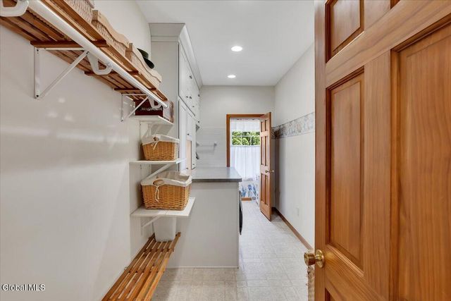 6 Steamboat Landing, Waterford, NY 12188