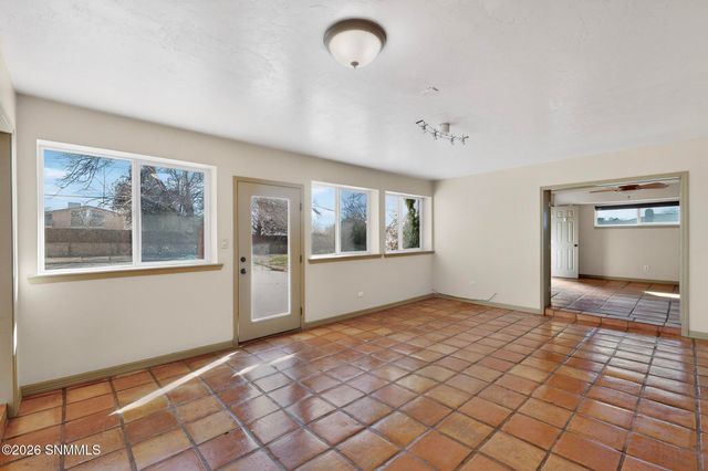 3002 Broadmoor Drive, Las Cruces, NM 88001