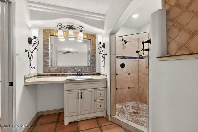 3002 Broadmoor Drive, Las Cruces, NM 88001