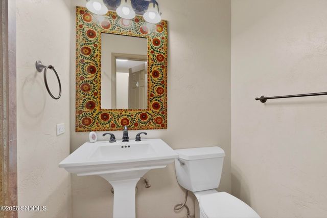 3002 Broadmoor Drive, Las Cruces, NM 88001