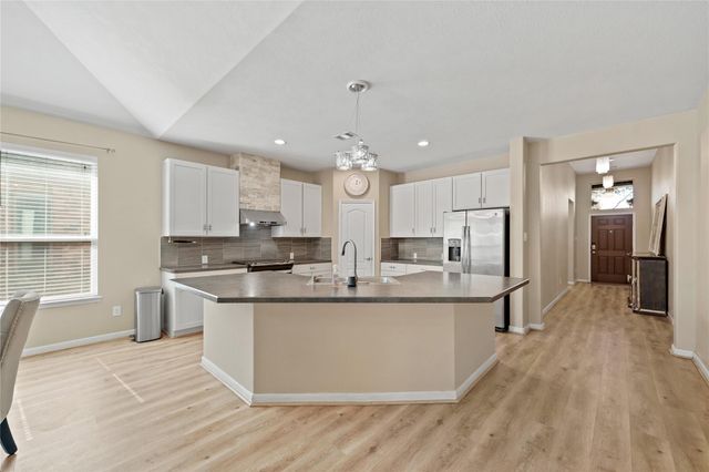 11022 Jacob Crossing Drive, Richmond, TX 77406