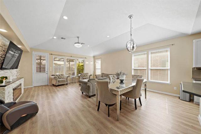 11022 Jacob Crossing Drive, Richmond, TX 77406