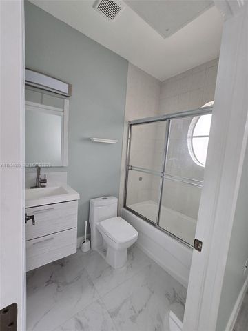 10595 SW 6th St 1103, Pembroke Pines, FL 33025