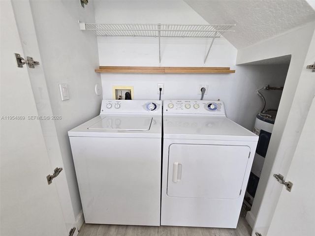 10595 SW 6th St 1103, Pembroke Pines, FL 33025