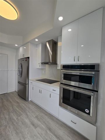 10595 SW 6th St 1103, Pembroke Pines, FL 33025