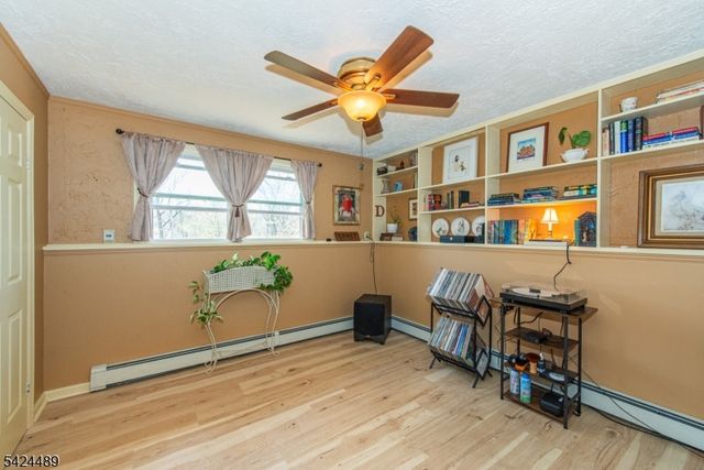 1 Eldridge Rd, Parsippany-troy Hills Twp., NJ 07878