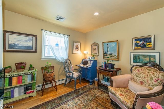 1 Eldridge Rd, Parsippany-troy Hills Twp., NJ 07878