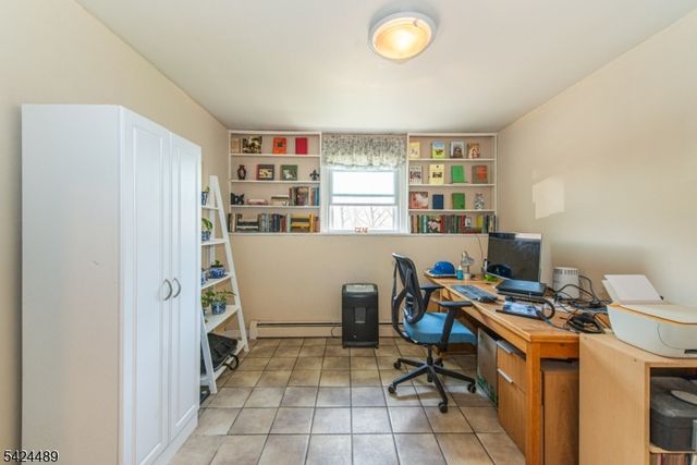 1 Eldridge Rd, Parsippany-troy Hills Twp., NJ 07878