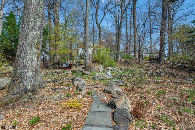 1 Eldridge Rd, Parsippany-troy Hills Twp., NJ 07878