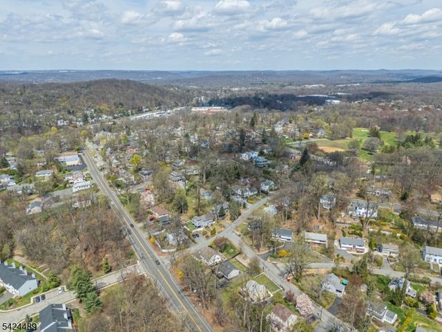 1 Eldridge Rd, Parsippany-troy Hills Twp., NJ 07878