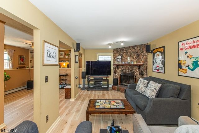 1 Eldridge Rd, Parsippany-troy Hills Twp., NJ 07878