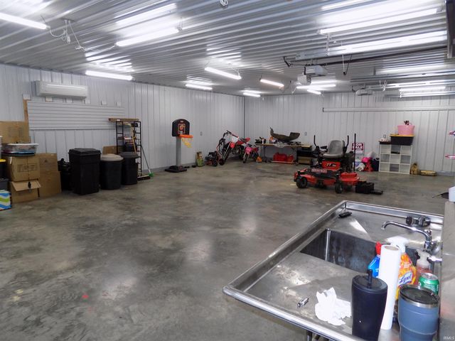 922 N County Road 700 W, Richland, IN 47634