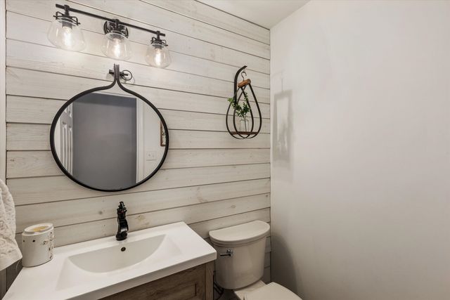 150 ELLAS POND CV, Collierville, TN 38017