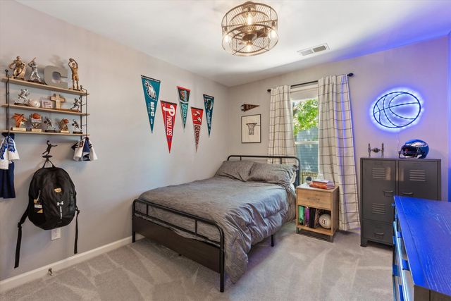 150 ELLAS POND CV, Collierville, TN 38017