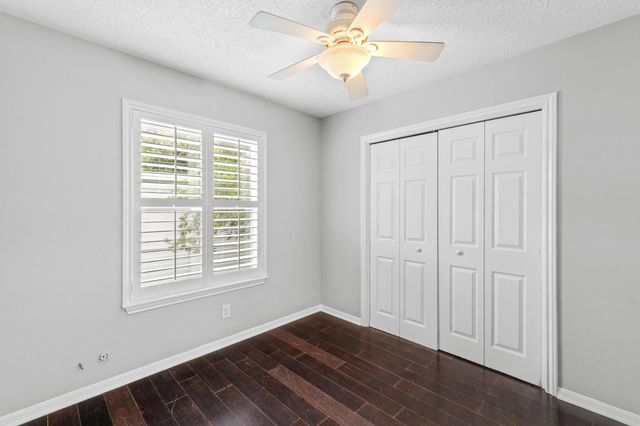 6109 Bullard DR A, Austin, TX 78757