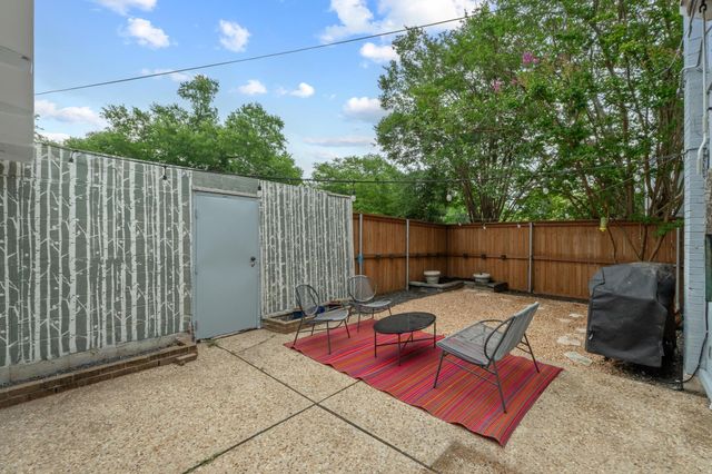 6109 Bullard DR A, Austin, TX 78757