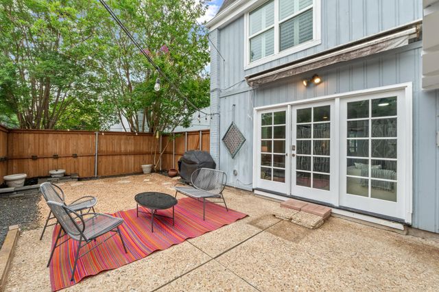 6109 Bullard DR A, Austin, TX 78757