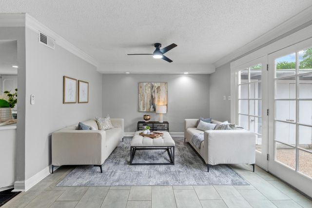 6109 Bullard DR A, Austin, TX 78757