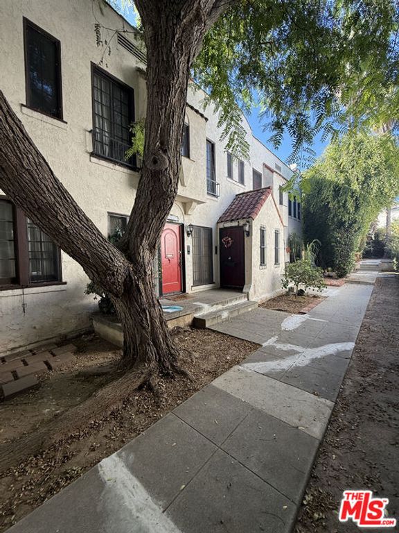 7953 Norton Avenue, West Hollywood, CA 90046 — photo 4