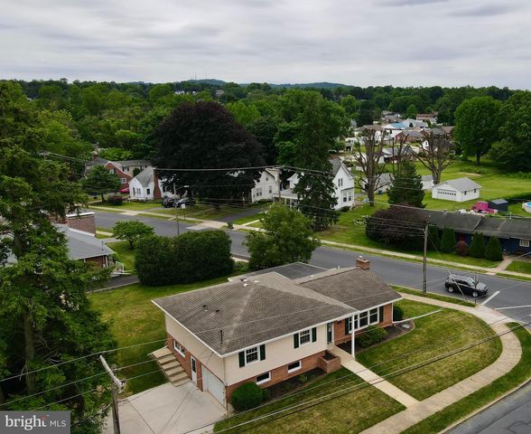 616 16TH STREET, New Cumberland, PA 17070