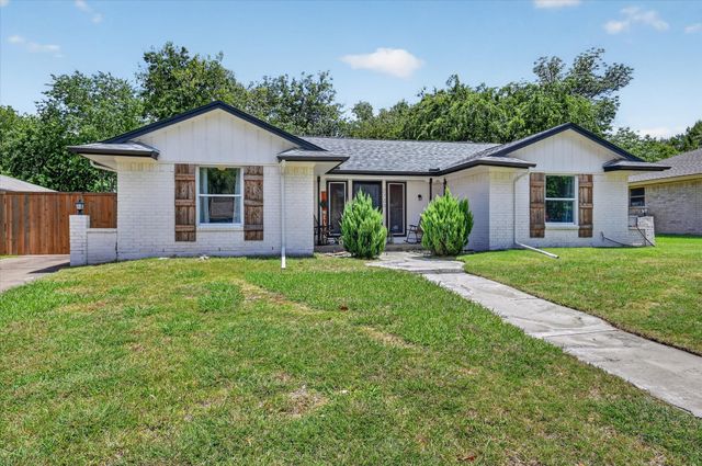 2720 Chadwick Drive, Plano, TX 75075