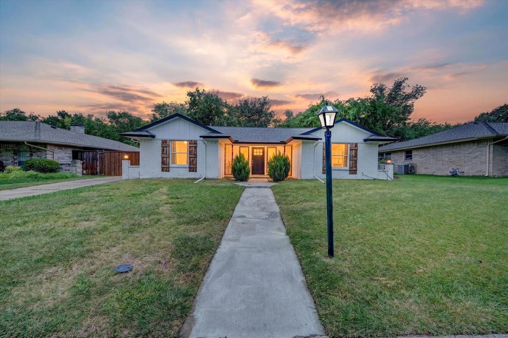 2720 Chadwick Drive, Plano, TX 75075