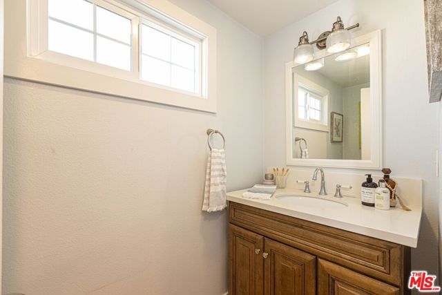 1432 W 91ST Street, Los Angeles, CA 90047
