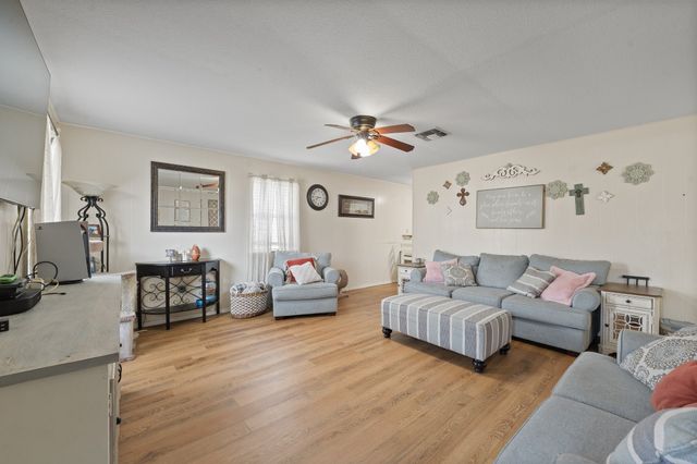 411 Vine Street, Weatherford, TX 76086