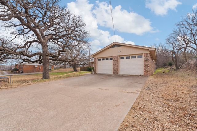 411 Vine Street, Weatherford, TX 76086