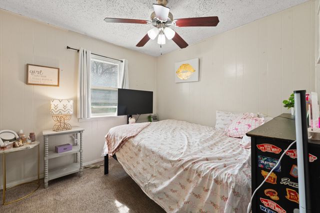 411 Vine Street, Weatherford, TX 76086