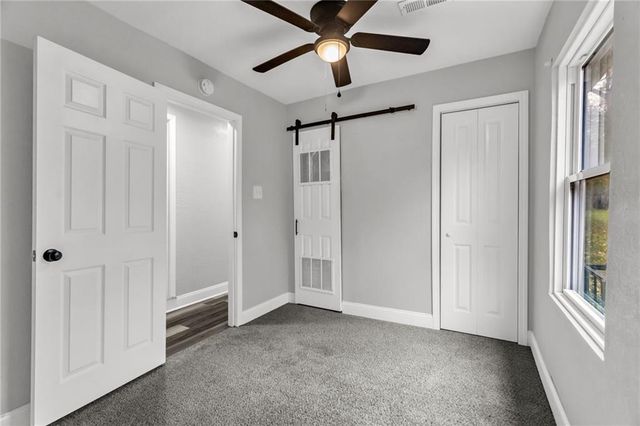 8111 Park Avenue, Kansas City, MO 64132