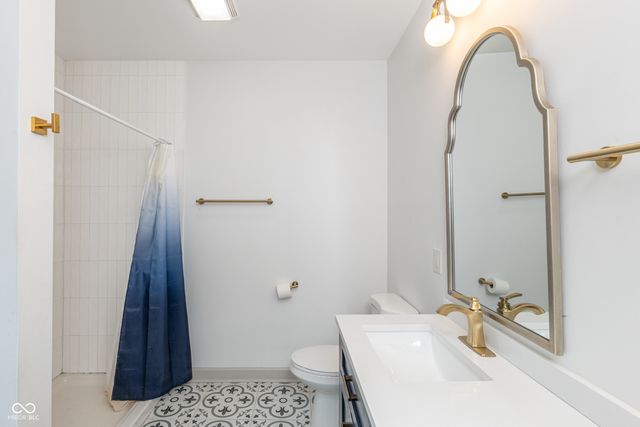 3963 Winthrop Avenue, Indianapolis, IN 46205