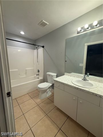 3122 12th ST SW, Lehigh Acres, FL 33976