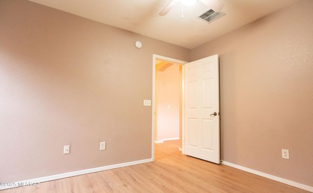 13163 E Mineta Ridge Drive, Vail, AZ 85641