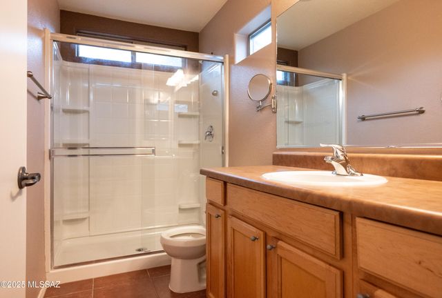 13163 E Mineta Ridge Drive, Vail, AZ 85641