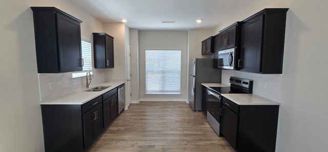 5158 Pace Park Cir, Columbia, TN 38401