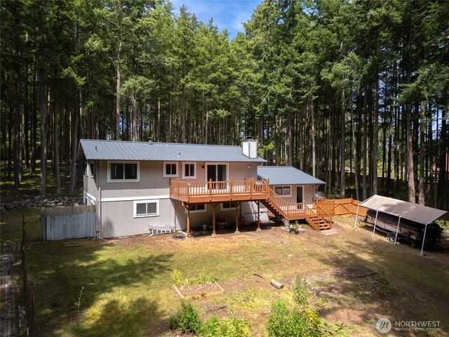 1074 N Estate Lane, Oak Harbor, WA 98277