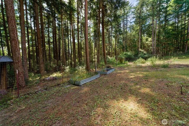 1074 N Estate Lane, Oak Harbor, WA 98277